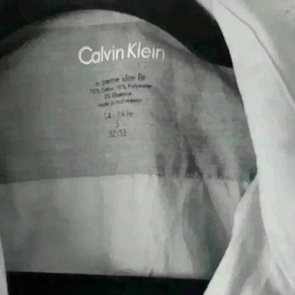 Calvin Klein Button Down Shirt - Picture 2 of 2